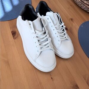 Zara White Low-Top Sneakers with Black Heel